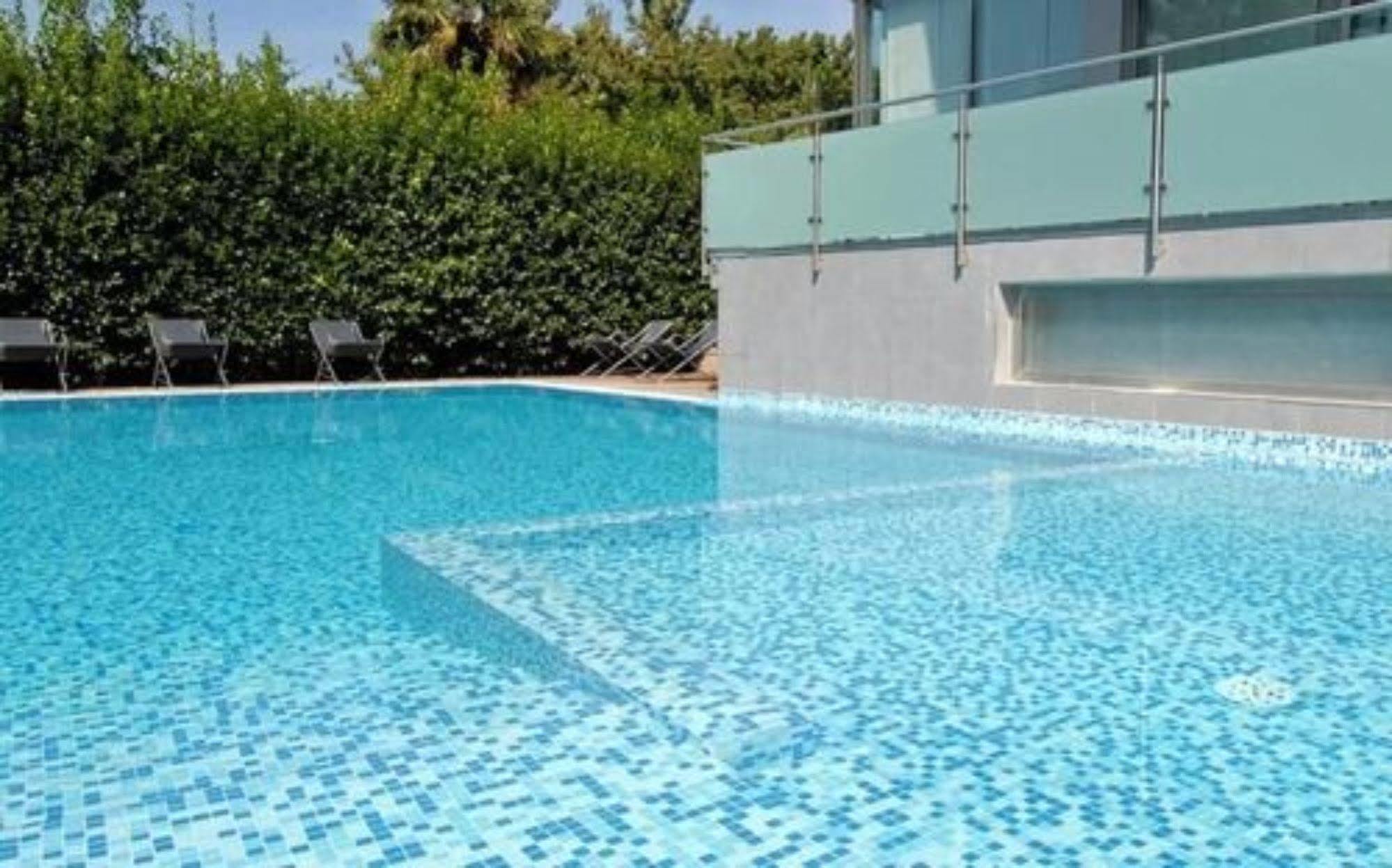 Caravel Bike Hotel Torbole Sul Garda Luaran gambar